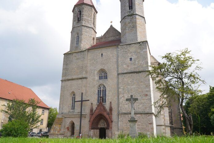 Lwówek Śląski: Na remont kościołów