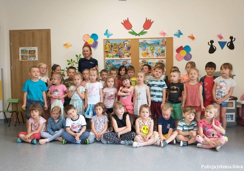 Szklarska Poręba: O bezpieczeństwie z przedszkolakami
