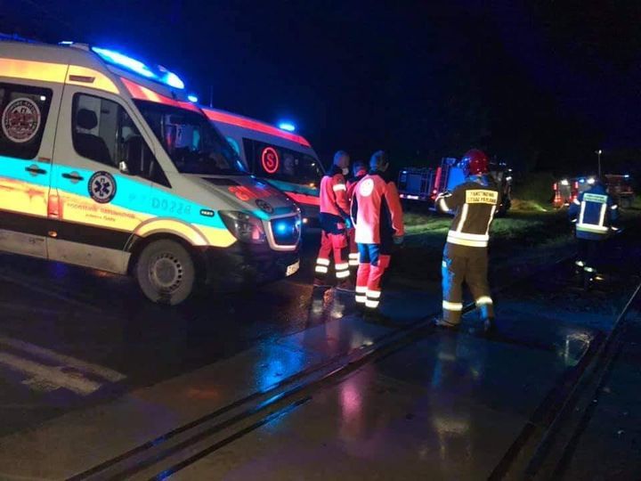 Gmina Lubawka: Auto uderzyło w szynobus