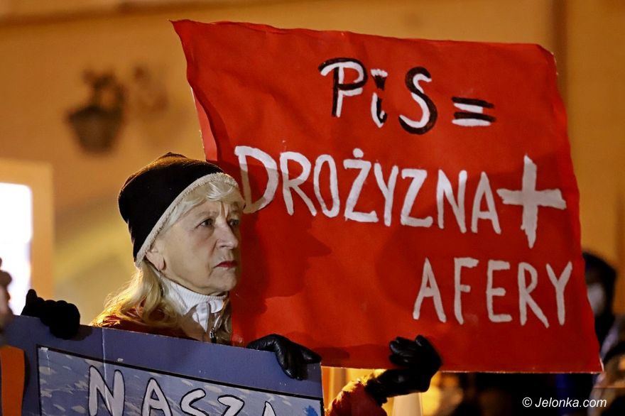 Jelenia Góra: Protest w obronie TVN