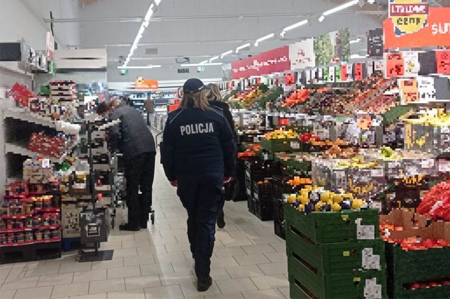 Lwówek Śląski: Kradła w markecie