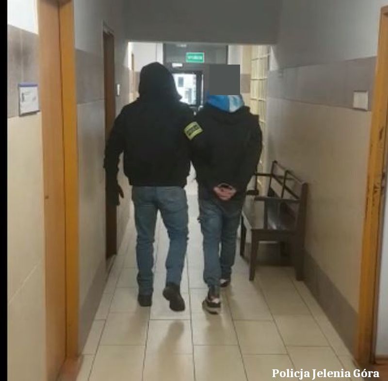 Jelenia Góra: Kłótnia o miejsce parkingowe z finałem w policyjnym areszcie