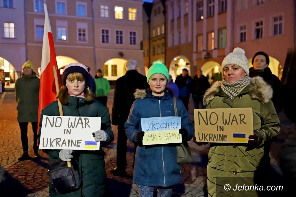 Jelenia Góra: Solidarni z napadniętym narodem