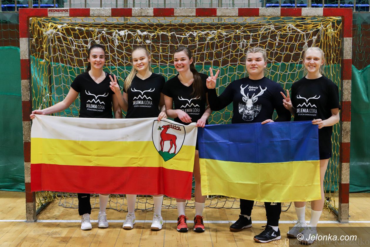 Jelenia Góra: Piłkarki ręczne z Ukrainy w Karkonoszach