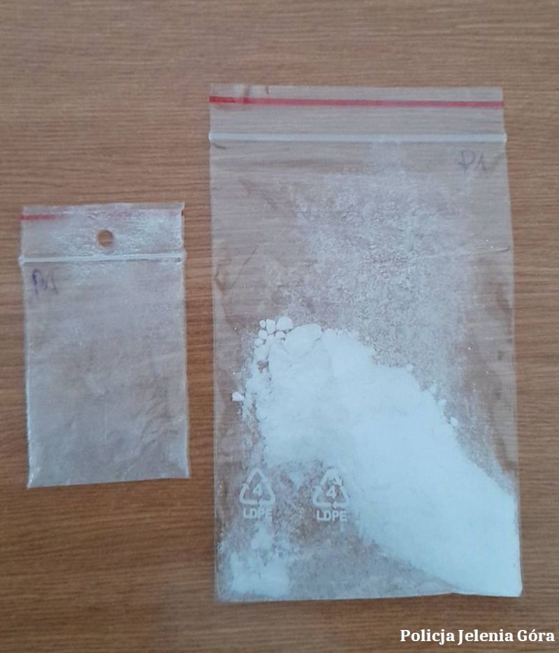 Jelenia Góra: Blisko 100 porcji amfetaminy nie trafi na rynek