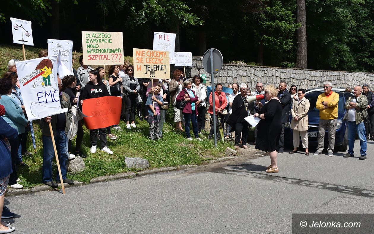 Kowary: Protest przeciw zmianie profilu szpitala w Bukowcu