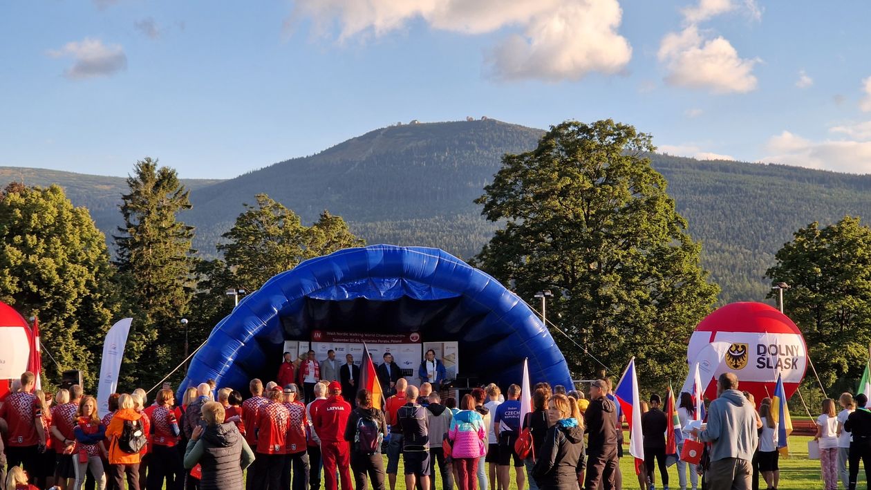 Szklarska Poręba: Mistrzostwa Świata w Nordic Walking