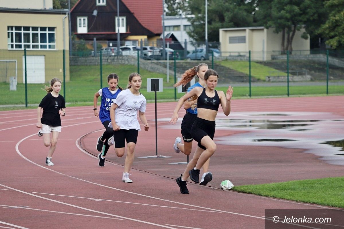Jelenia Góra: Zwycięzcy Igrzysk Młodzieży Szkolnej w lekkiej atletyce