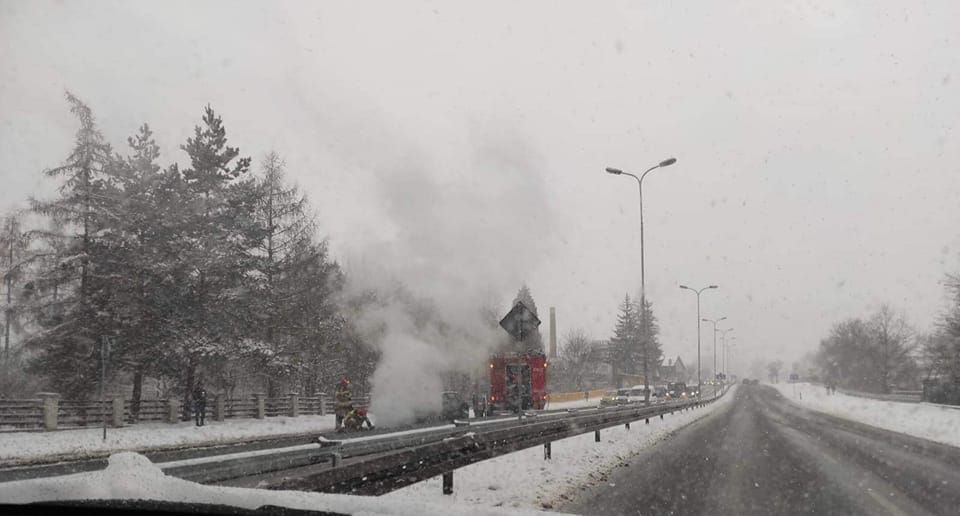 Lubań: Palił się samochód