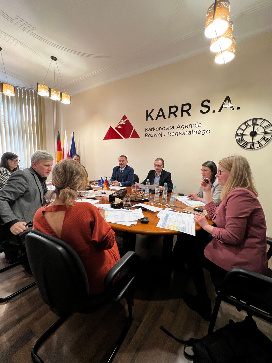 Jelenia Góra: Trwają rozmowy o nowych projektach KARR