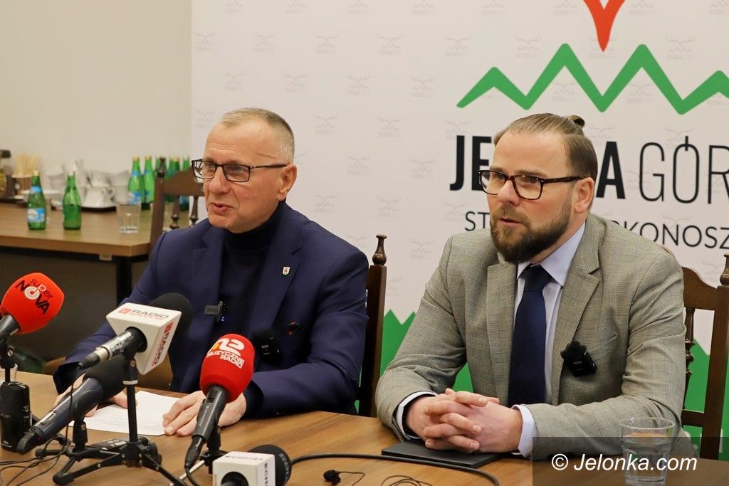 Jelenia Góra: Prezydent Łużniak o akcji prokuratury i policji w Urzędzie Miasta
