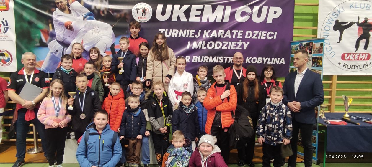 Kobylin: Worek medali zawodników KKKS
