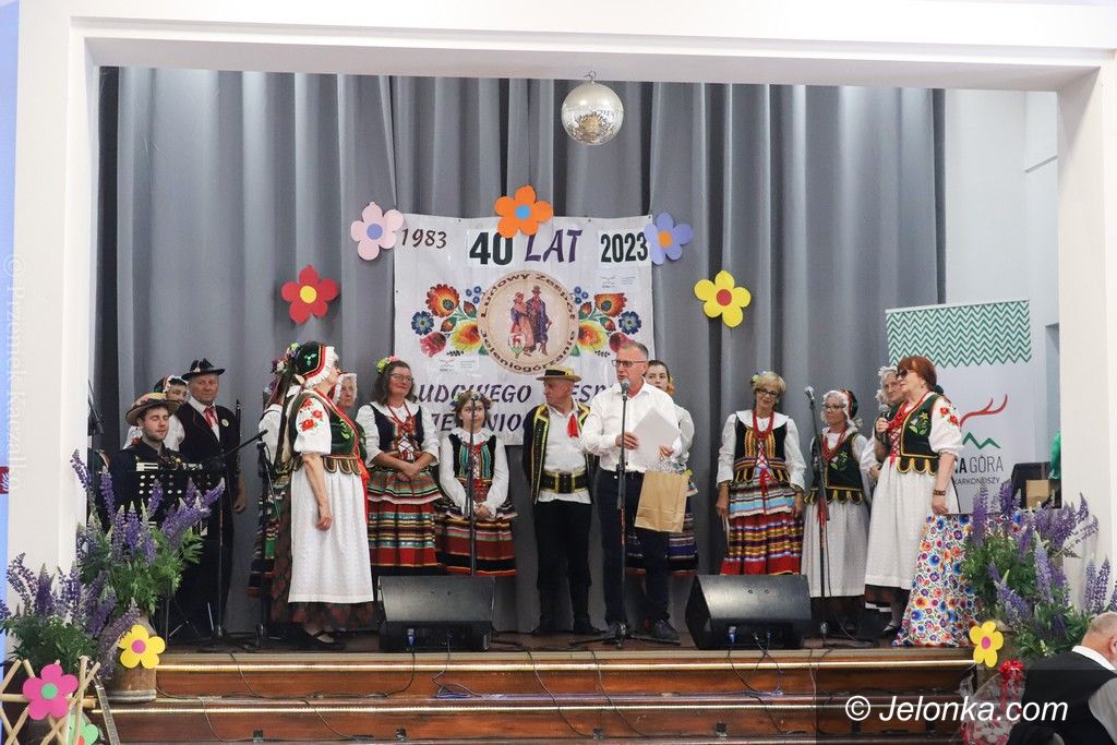 Jelenia Góra: 40 lat zespołu ludowego Jeleniogórzanie