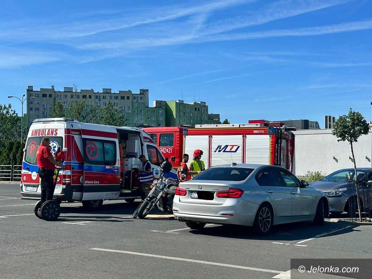 Jelenia Góra: Kolejne zderzenie auta z motocyklem