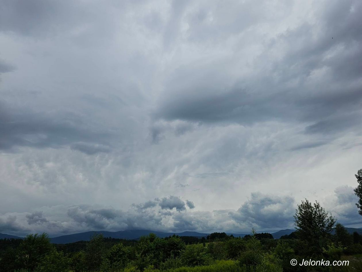 Region/Jelenia Góra: IMGW: Burze, deszcz i silny wiatr