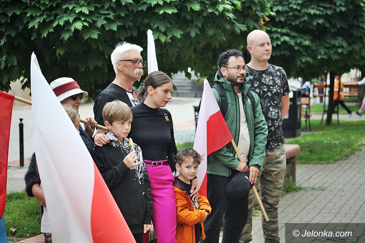 Kowary: Kowarzanie w hołdzie Powstańcom Warszawskim