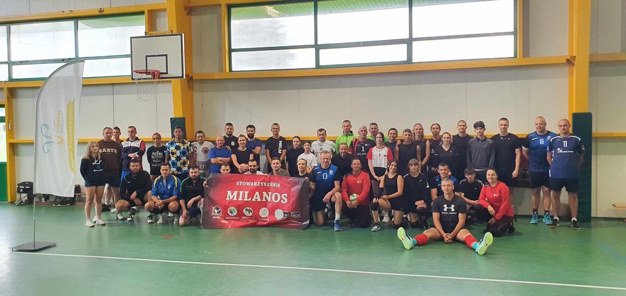 Region: Wakacyjne turnieje siatkówki z Milanos za nami