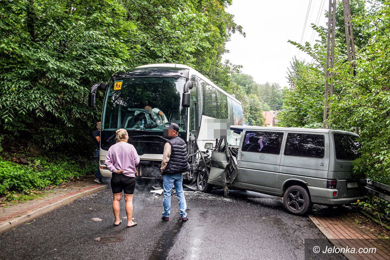 Jelenia Góra: Busem w autobus