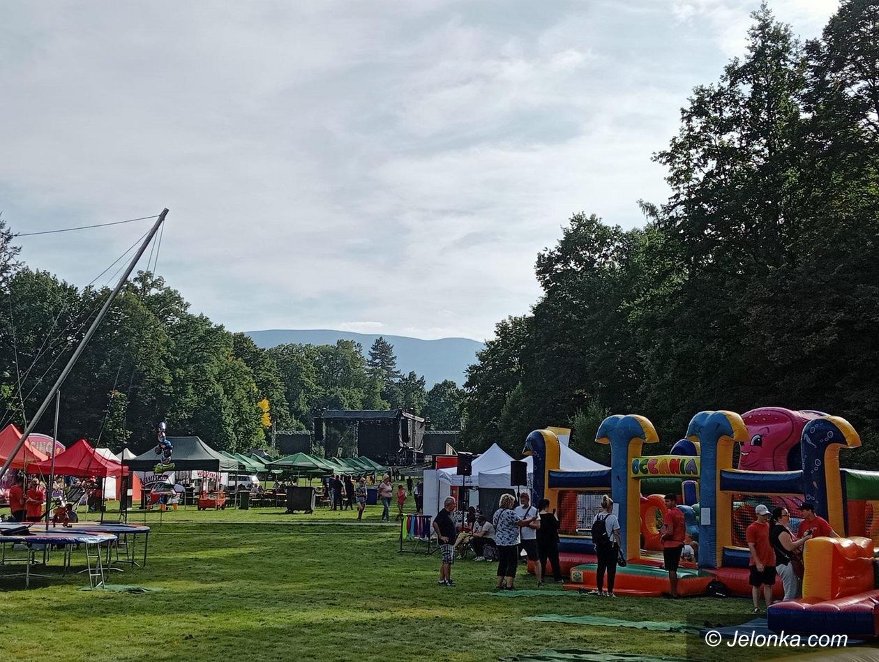 Jelenia Góra: Festiwal w Cieplicach – zaraz otwierają wejście pod scenę