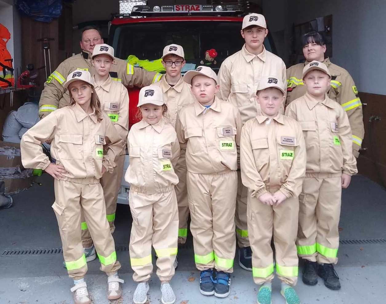 Jeżów Sudecki: Nowa stylówa młodych strażaków