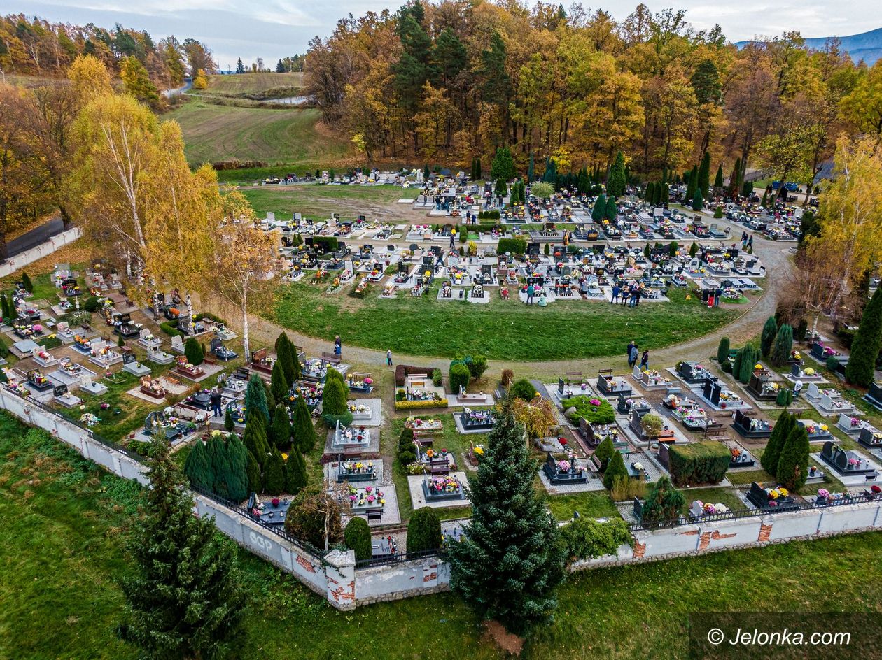 Jelenia Góra: MPGK: Segregujmy odpady na cmentarzach