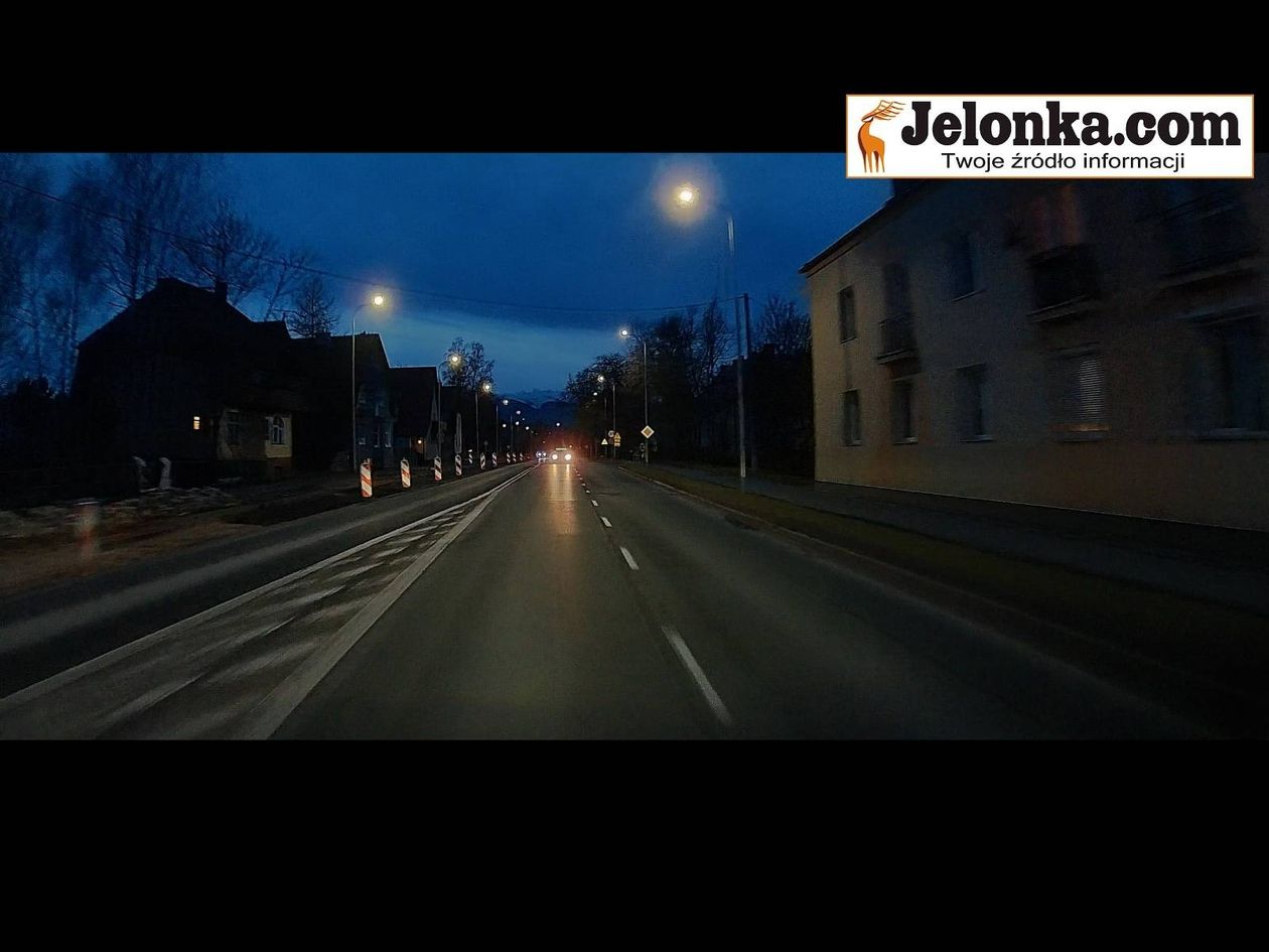 Jelenia Góra: Taksówkarz jechał pod prąd