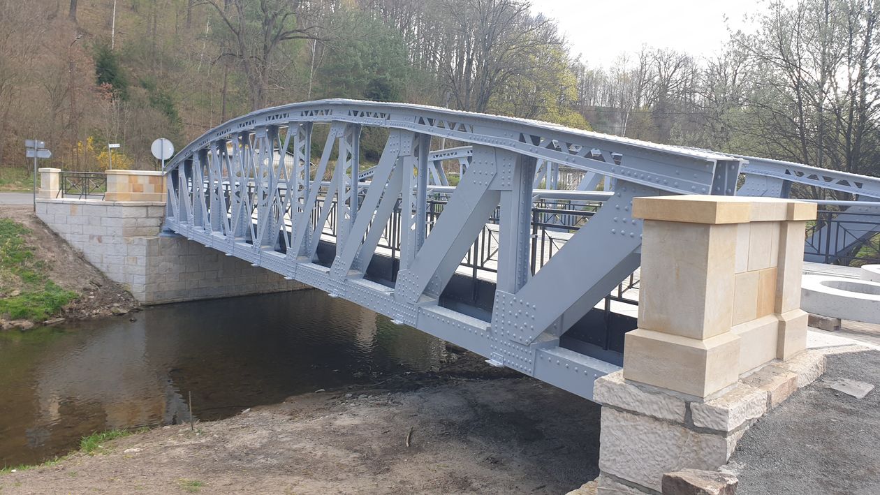 Powiat: Most w Barcinku prawie po remoncie