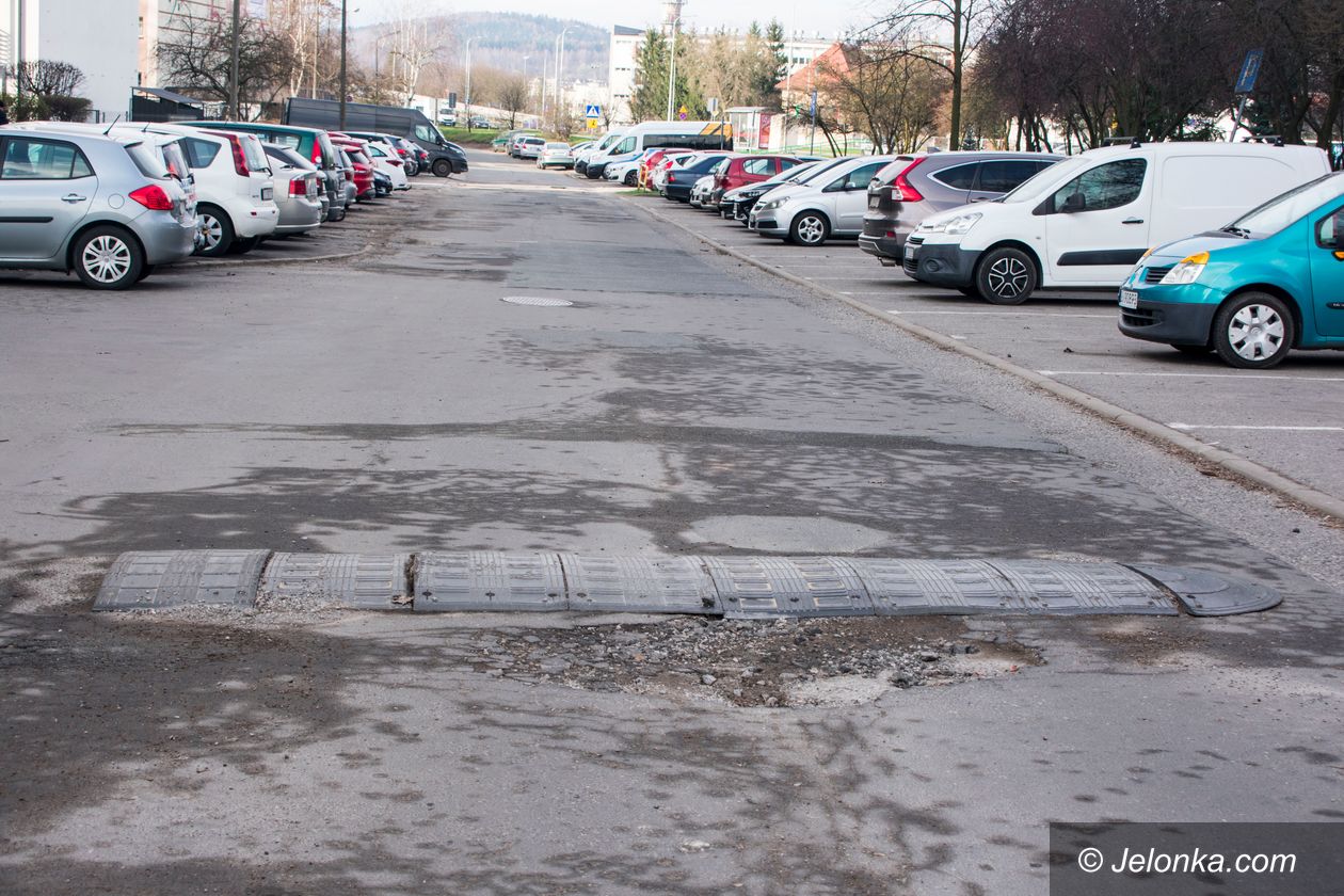 Jelenia Góra: Mniej parkingów podczas remontu drogi