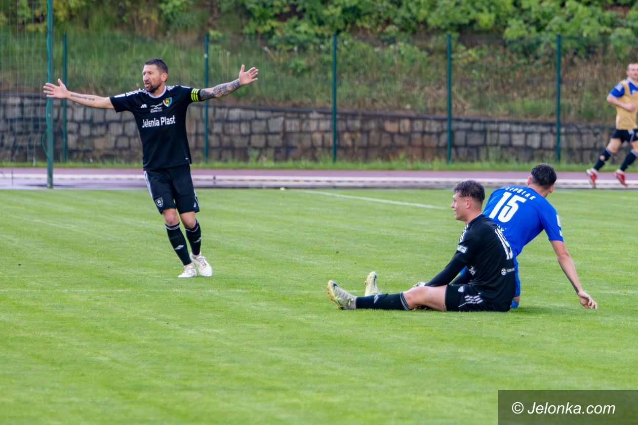 III liga: Pozostał ostatni bój [WYNIKI/TABELA]