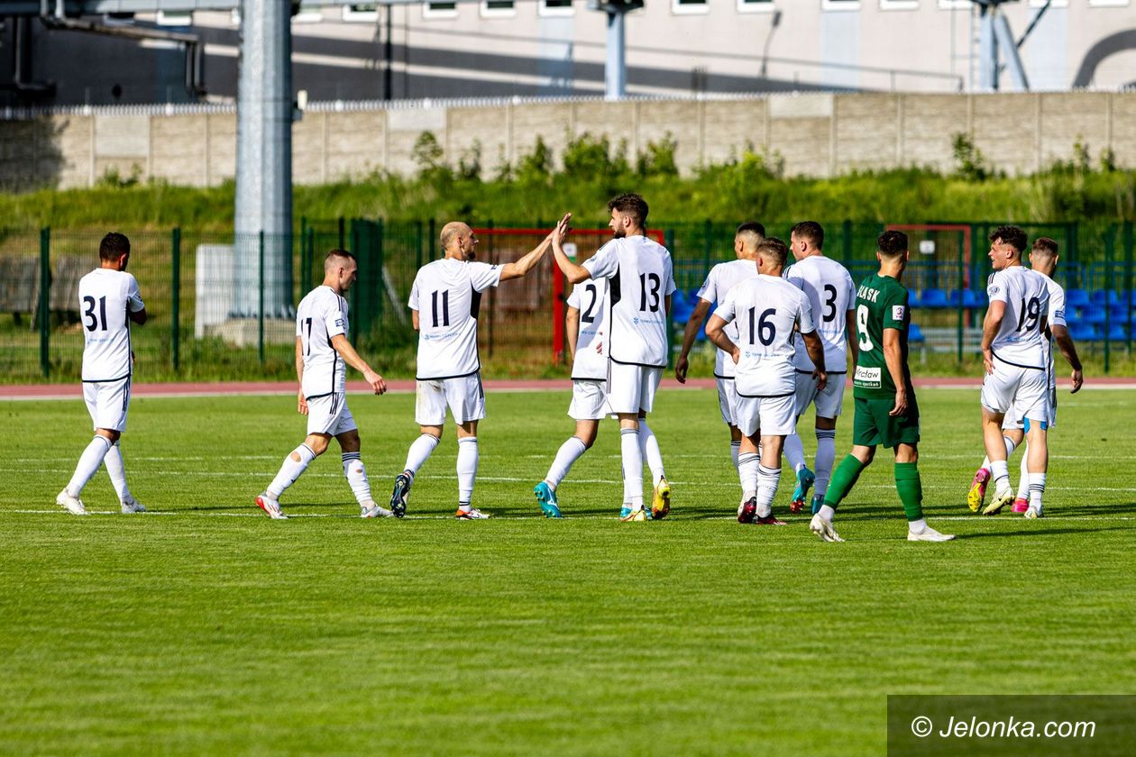 III liga: Karkonosze zakończyły sezon na bezpiecznej lokacie