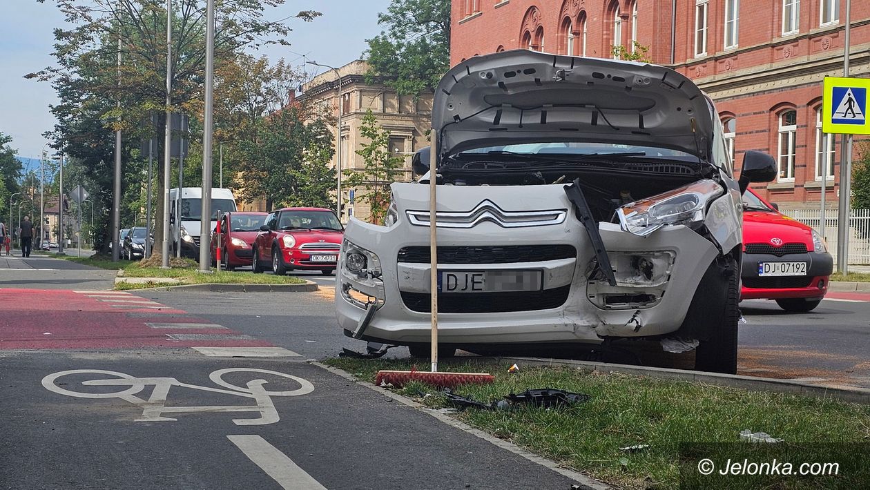 Jelenia Góra: Zderzenie na krzyżówce