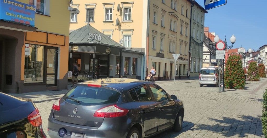 Jelenia Góra: „Janusze” parkowania z centrum oraz Cieplic