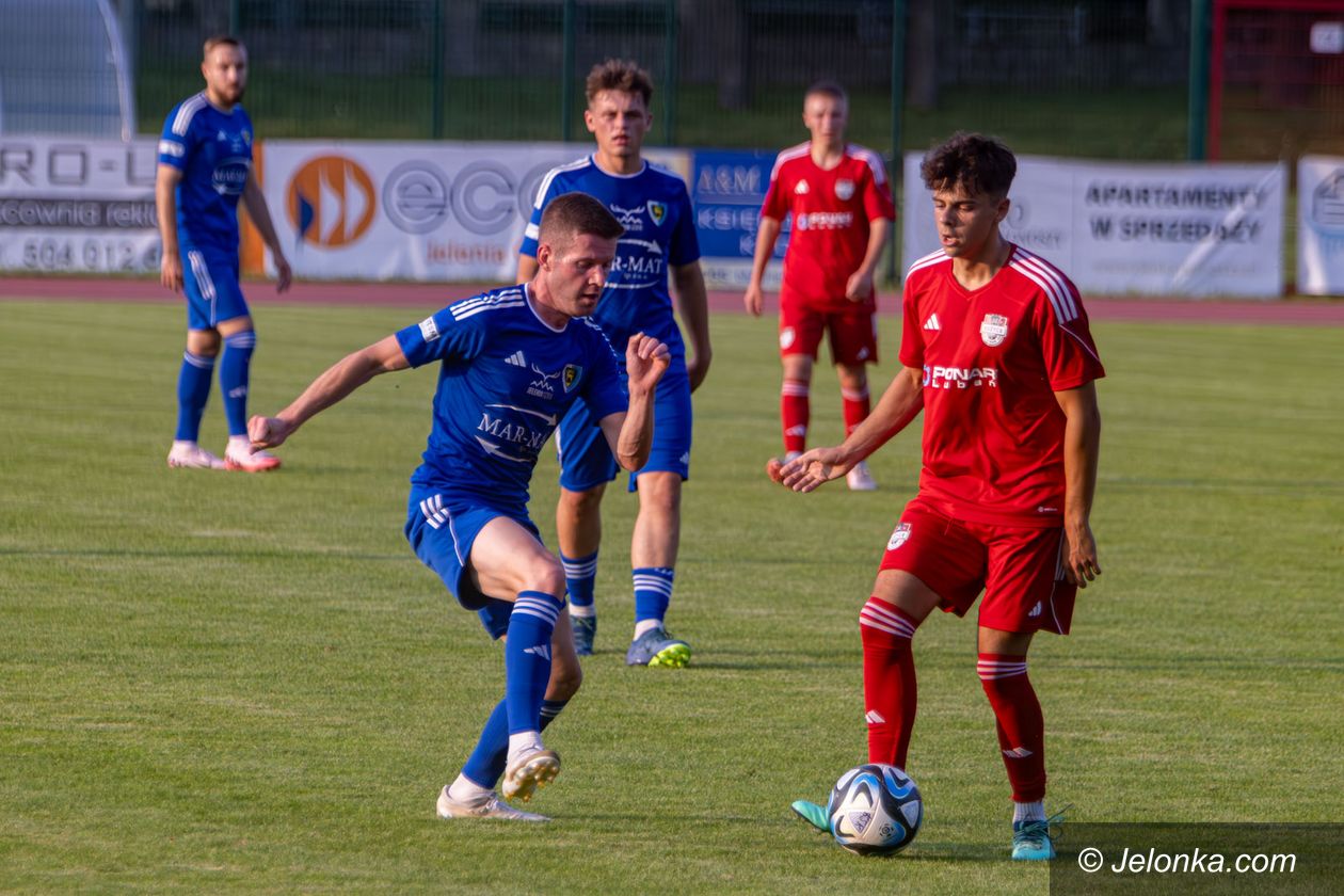 Jelenia Góra: Efektownie odwrócili losy rywalizacji