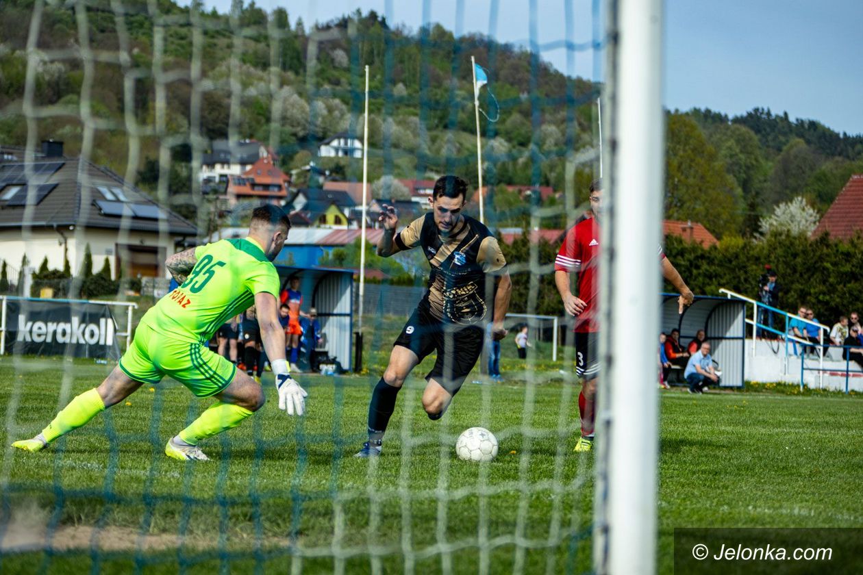 Liga okręgowa: Nasi nie przegrywali [WYNIKI/TABELA]