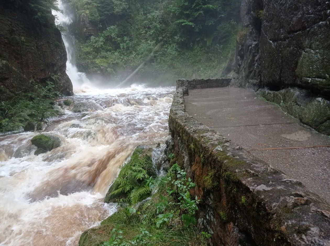 Karkonosze: Szlaki w Karkonoszach nadal dla turystów