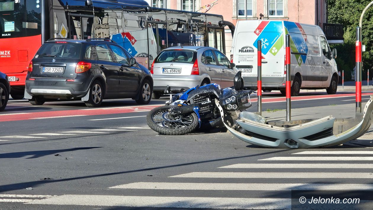 Jelenia Góra: Upadek na motocyklu