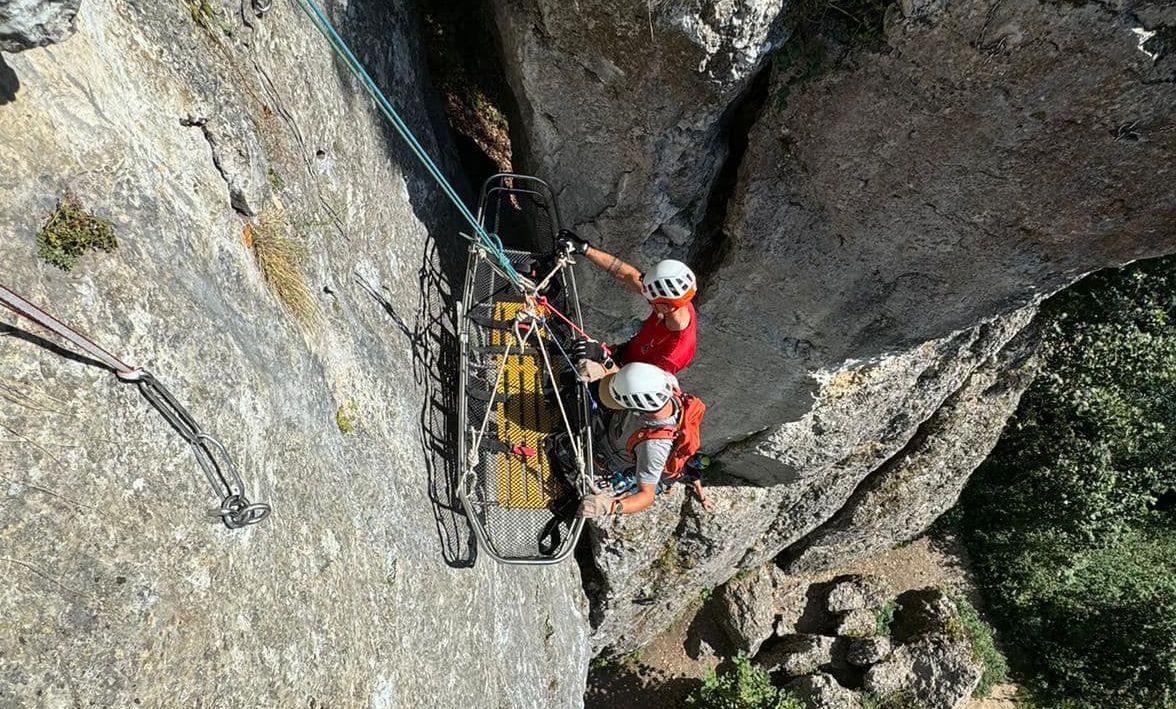 Jelenia Góra: GOPR – owcy ćwiczyli ratownictwo ścianowe