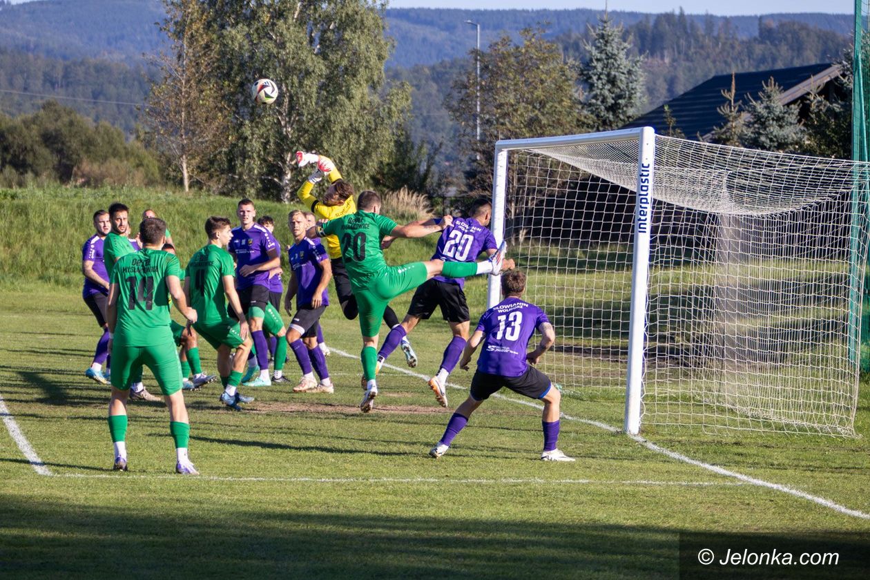 IV liga: Lider okazał się za mocny [WYNIKI/TABELA]