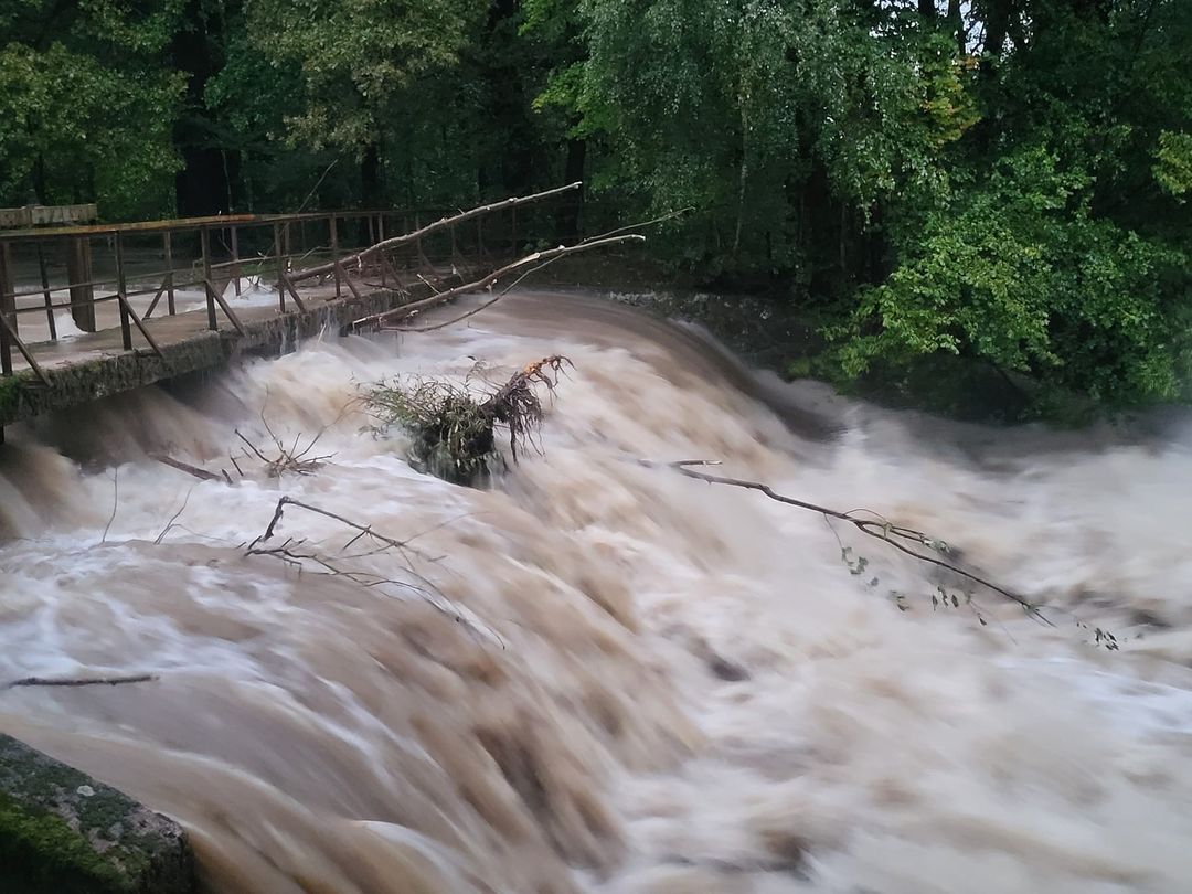 Mysłakowice: Prawnik po powodzi