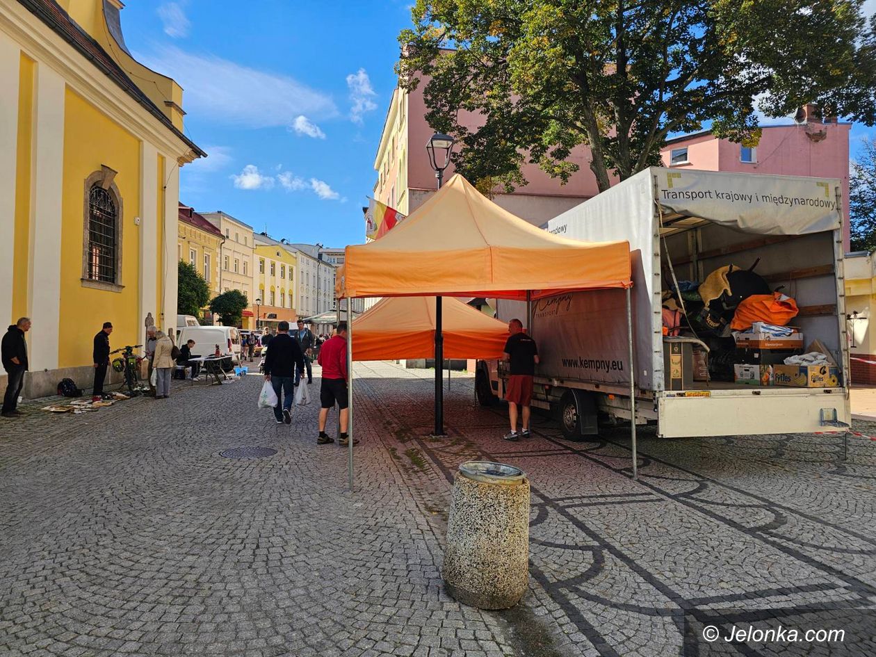 Jelenia Góra: Już handlują starociami