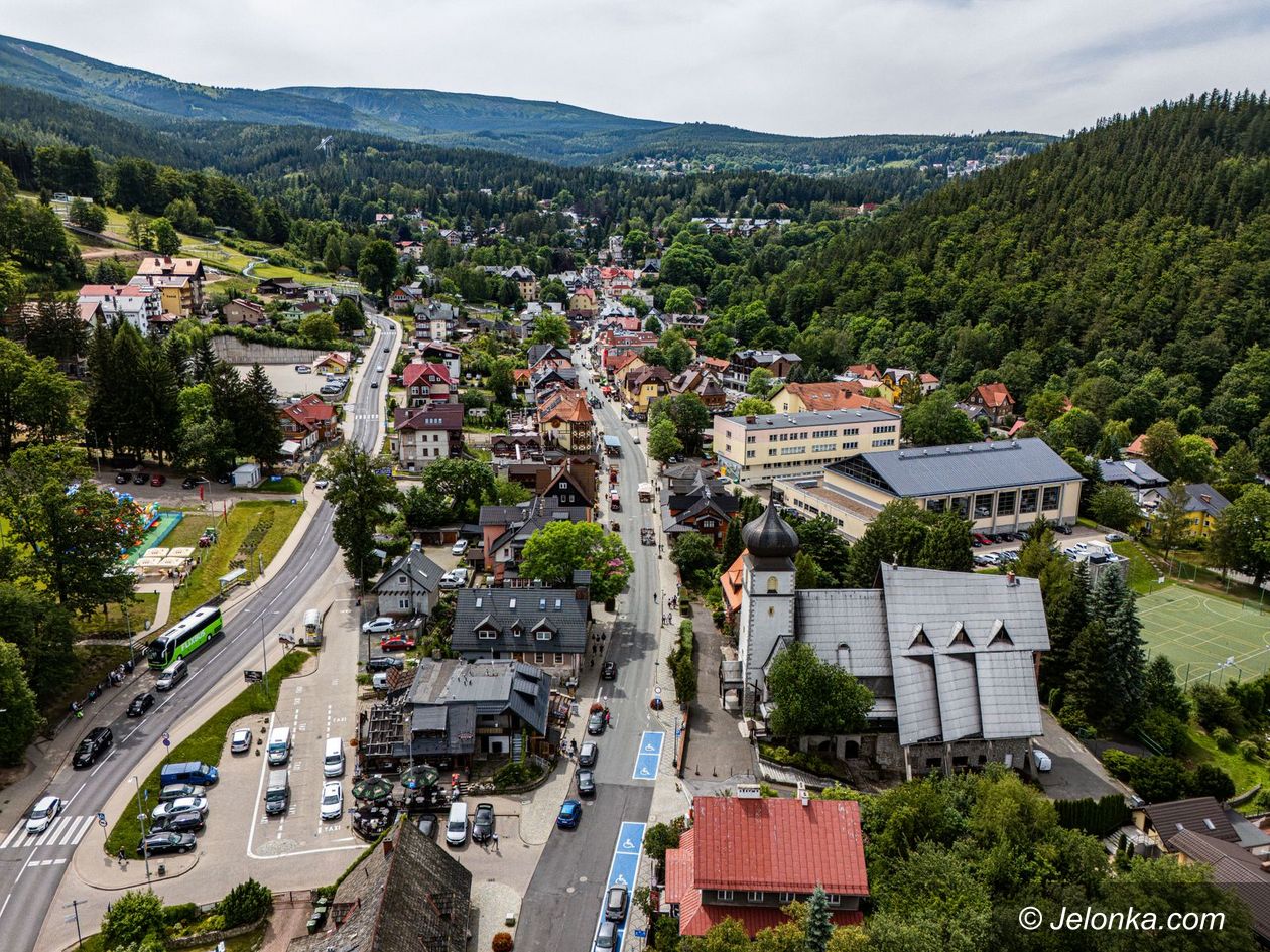 Karpacz: Budowy na kredyt