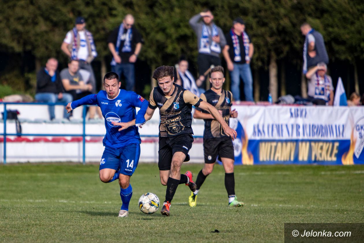 Liga okręgowa: Zacięty bój Lotnika z faworytem ligi