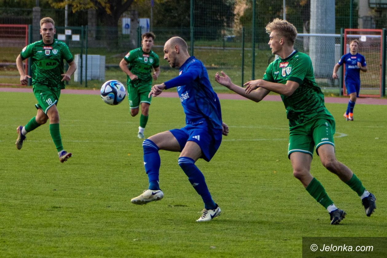 III liga: Strzelecka niemoc trwa [WYNIKI/TABELA]