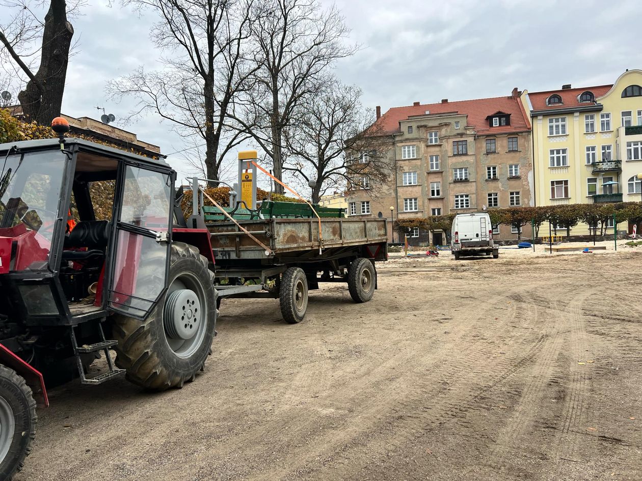 Jelenia Góra: Powstaje skwer z fontanną