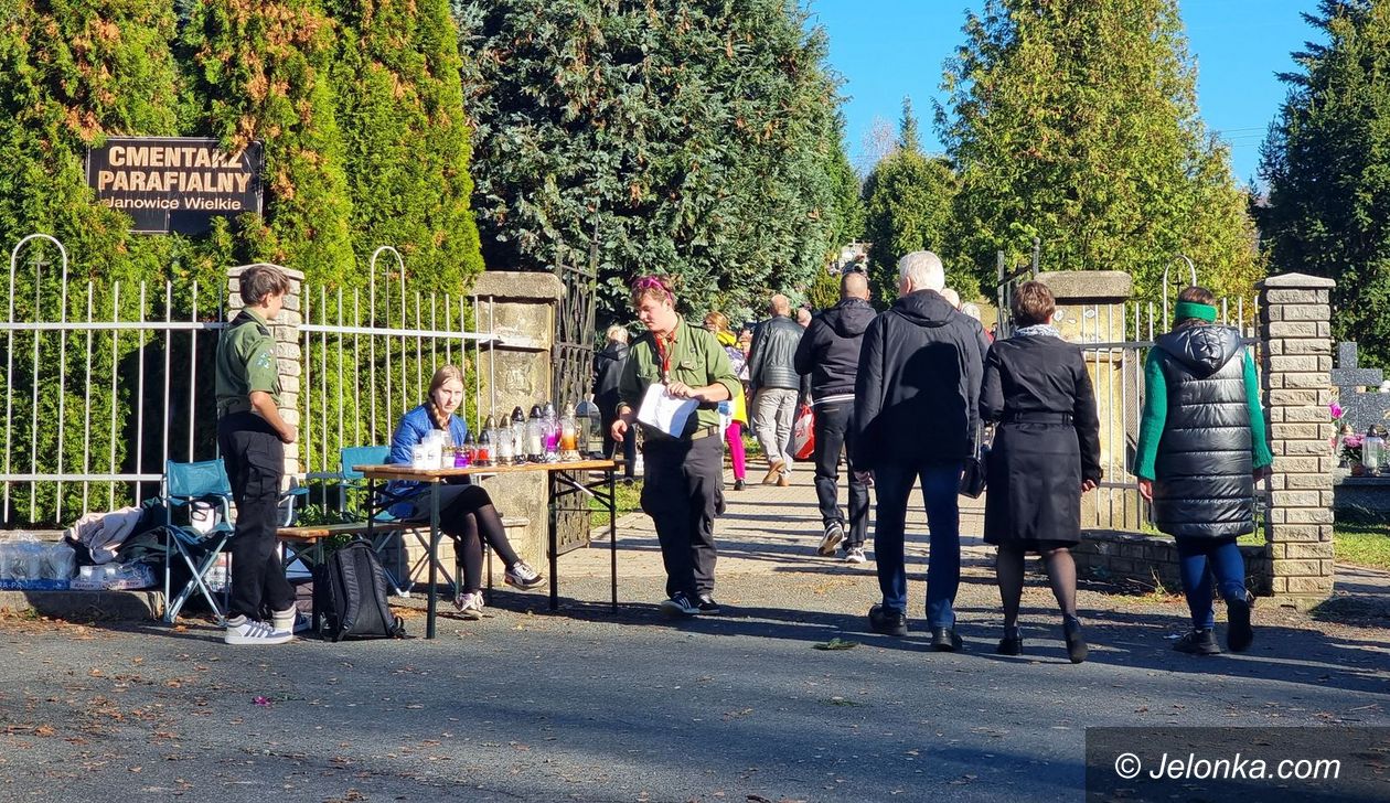 Janowice Wielkie: Wszystkich Świętych w Janowicach Wielkich