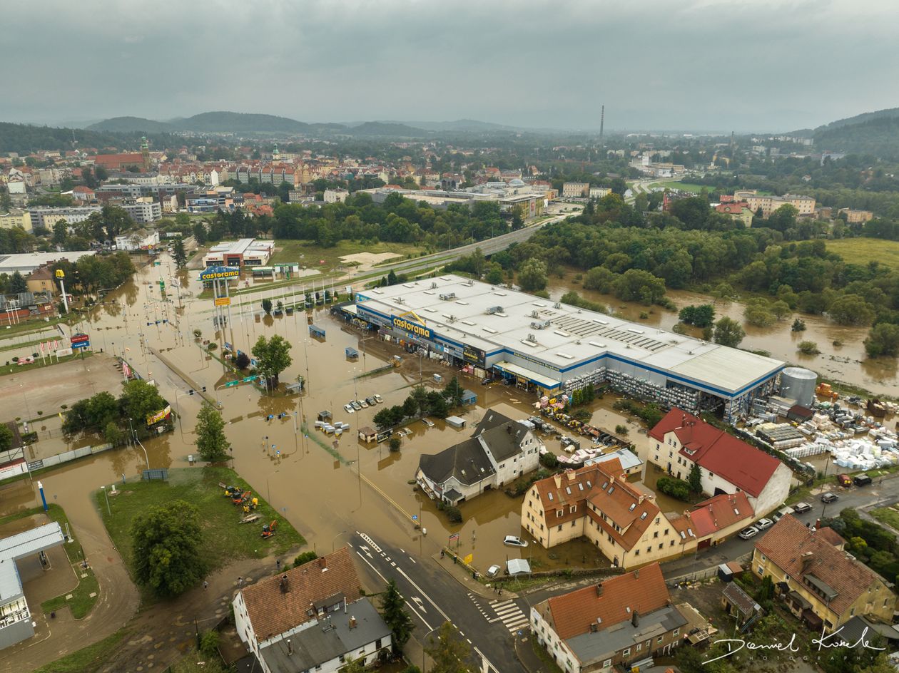 Jelenia Góra: Gdzie po pieniądze popowodziowe?