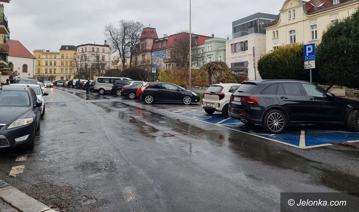 Jelenia Góra: Miasto przejmie parkingi