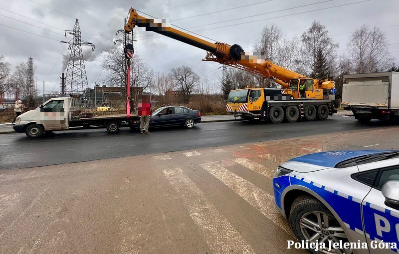 Jelenia Góra: Sczepili się na drodze