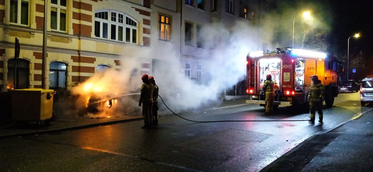 Jelenia Góra: Strażnicy miejscy zapobiegli pożarowi