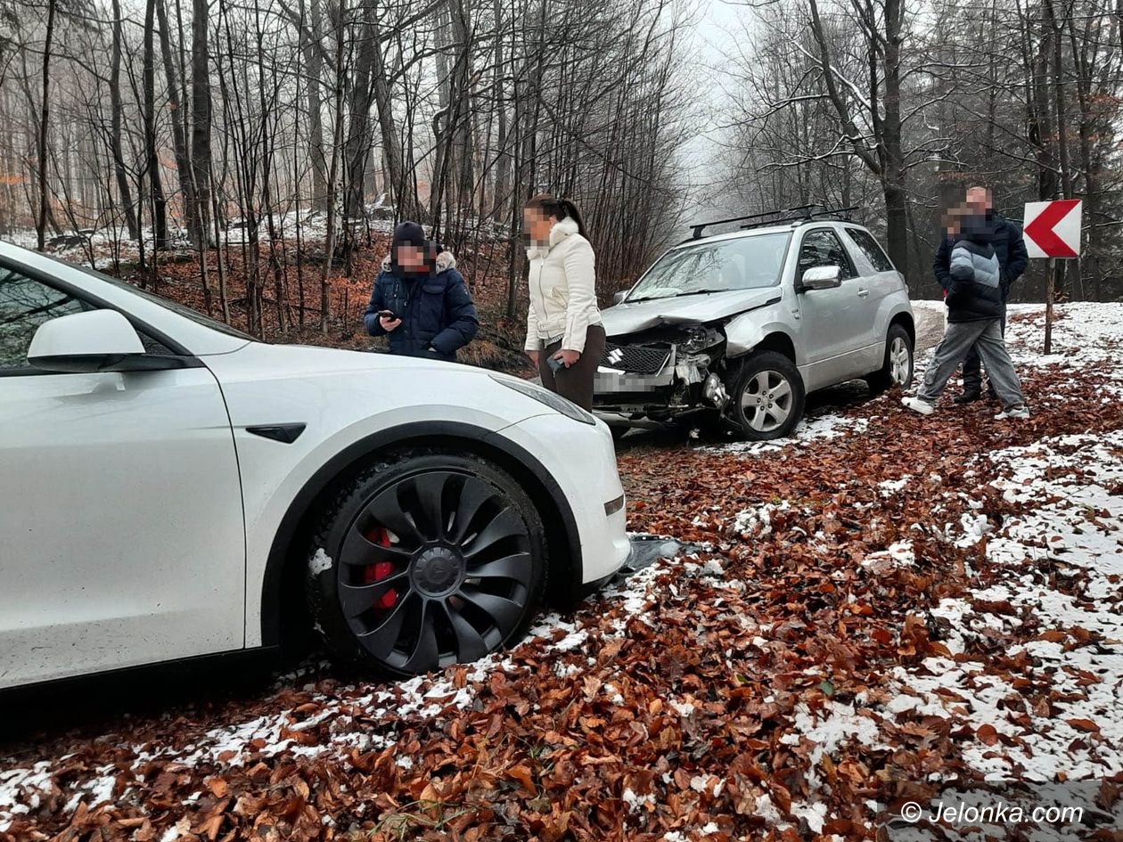 Kowary: Kolizja z Teslą